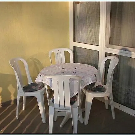 Livia Apartman *
