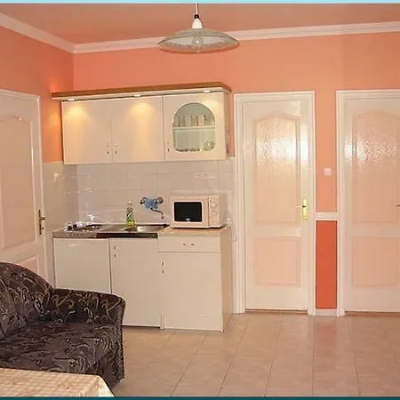 Livia Apartman Daire Balatonlelle